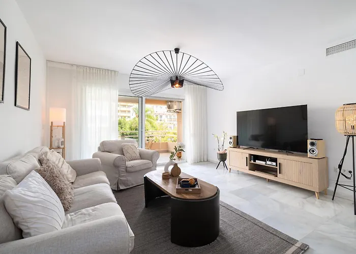 Center Access With Style Apartment Marbella